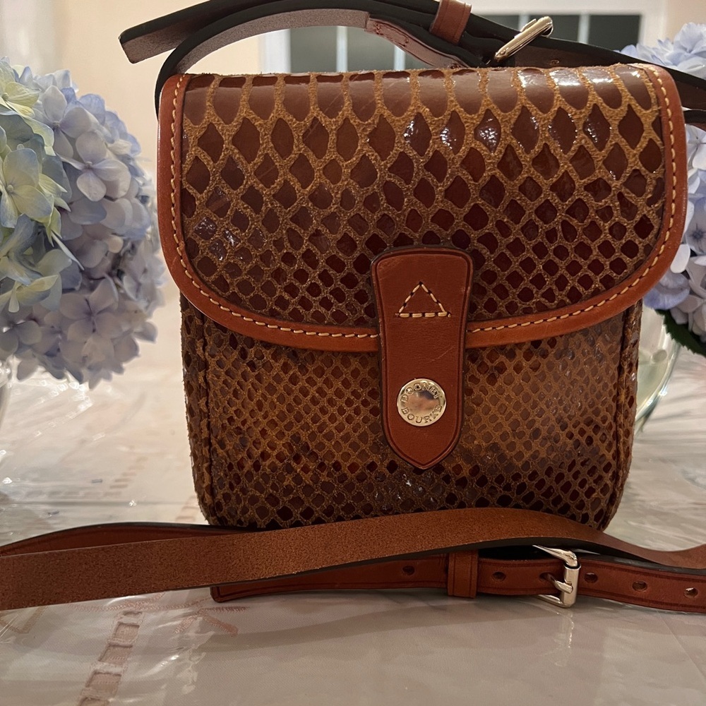 Dooney & Bourke Vintage Snakeskin North South Crossbody EUC - Picture 3 of 11